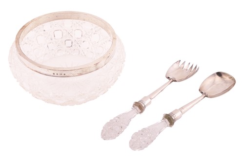 Lot 392 - An Edwardian silver-mounted salad bowl and a...