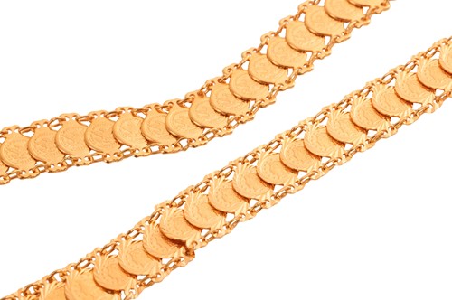 Lot 162 - A token necklace together with a single...