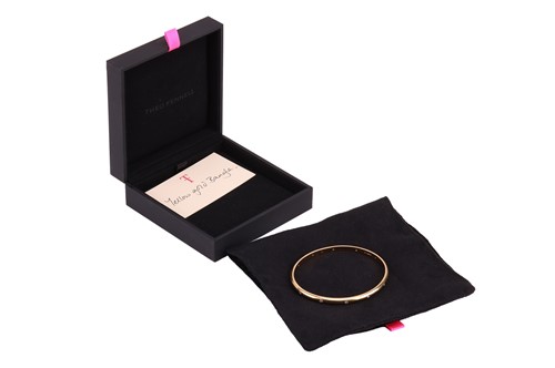 Lot Theo Fennell - a diamond-set closed bangle in...