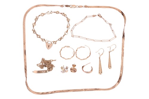 Lot 183 - A group lot of jewellery, to include a 9ct...