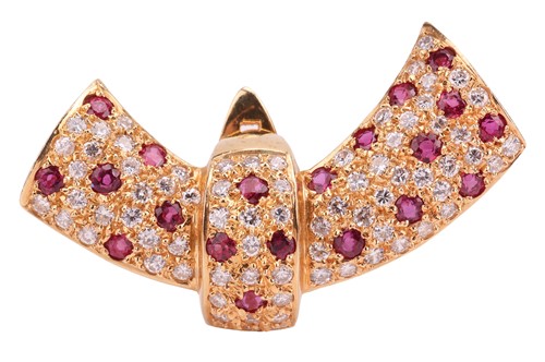 Lot 199 - A ruby and diamond-set tie pin, of curved...