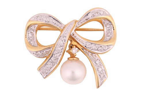Lot 260 - A diamond and cultured pearl brow brooch, claw-...