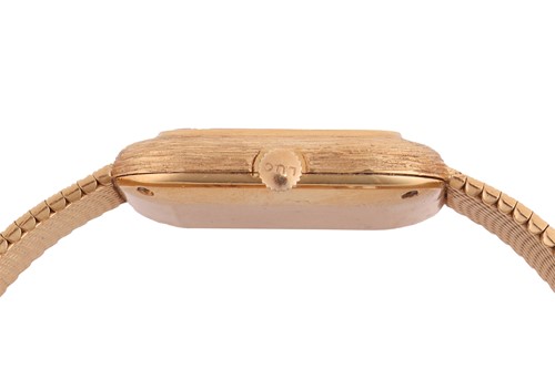 Lot Chopard – A Tiger’s Eye Dress Watch Bezel:...