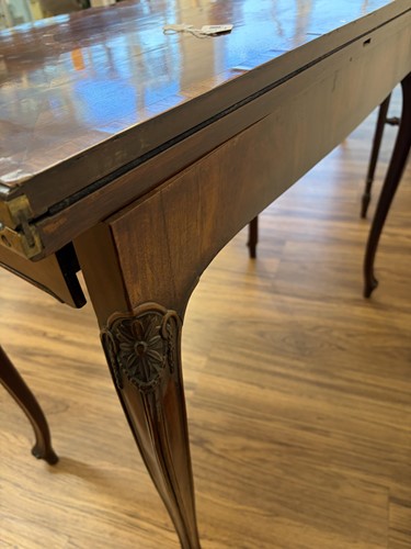 Lot 91 - A good pair of George III mahogany Hepplewhite...