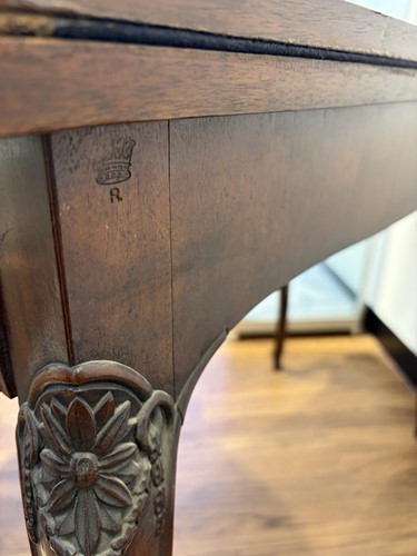 Lot 91 - A good pair of George III mahogany Hepplewhite...