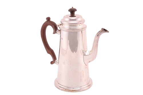 Lot A silver coffee pot, by Atkin Brothers,...