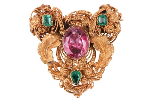 Lot 1 - A George III paste and emerald brooch, the...