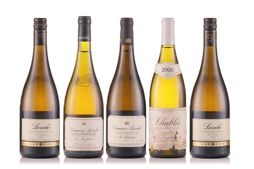 Lot 304 - Five bottles of assorted wine, comprising: 2 x...