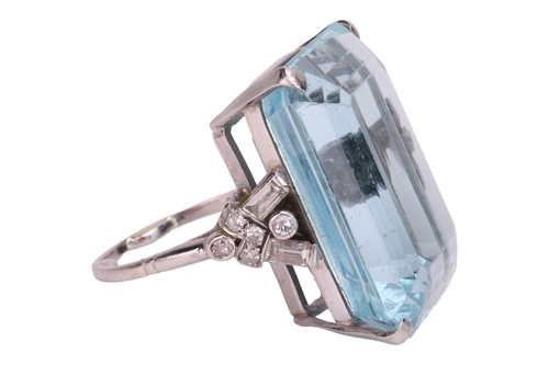 Lot An Art Deco aquamarine and diamond dress ring,...