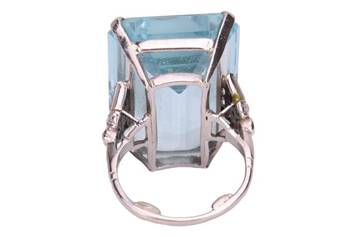 Lot An Art Deco aquamarine and diamond dress ring,...
