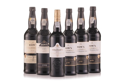 Lot 300 - Six bottles of assorted Port, comprising:...