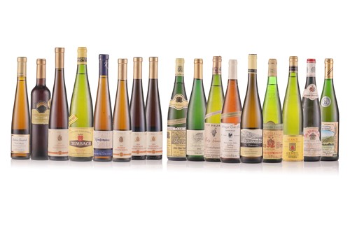 Lot 254 - Seventeen bottles (including half bottles) of...