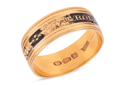 Lot 2 - A George III champlevé enamel mourning ring in...