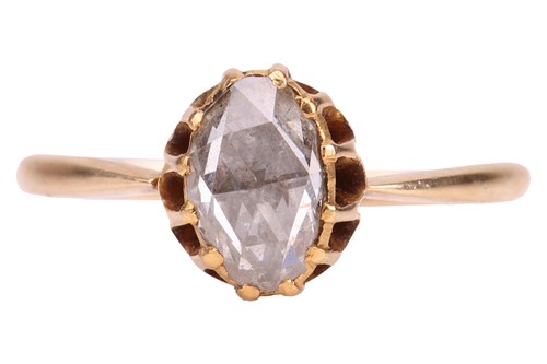 Lot 31 - A rose-cut diamond solitaire ring, featuring a...