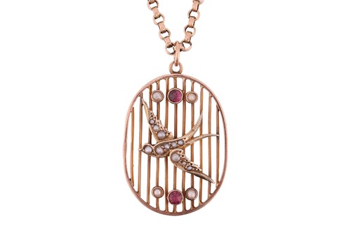 Lot 43 - A gem-set swallow pendant and chain, the oval...