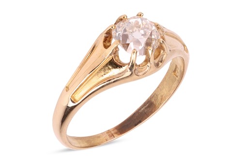 Lot 38 - An old-cut diamond solitaire ring, measuring...