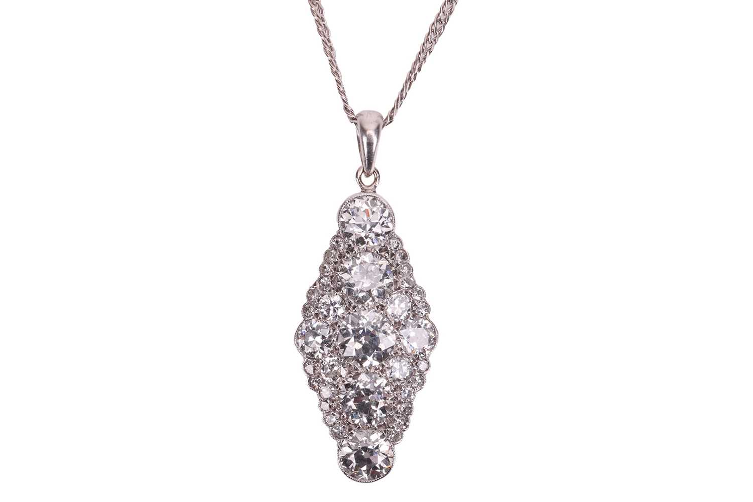 Lot A Belle Epoque diamond cluster pendant on...