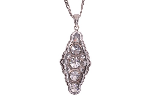 Lot A Belle Epoque diamond cluster pendant on...