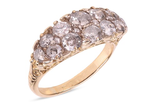 Lot 27 - An old-cut diamond dress ring, featuring a...