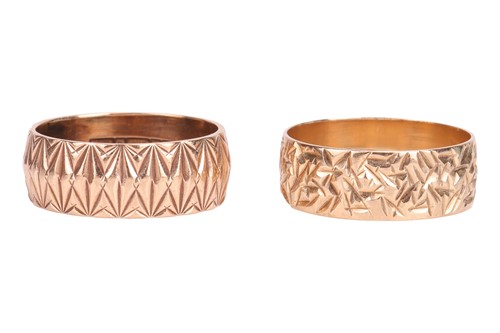 Lot 103 - Two 9ct gold band rings, one with geometric...