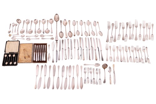 Lot 239 - A cased set of silver coffee spoons and a...