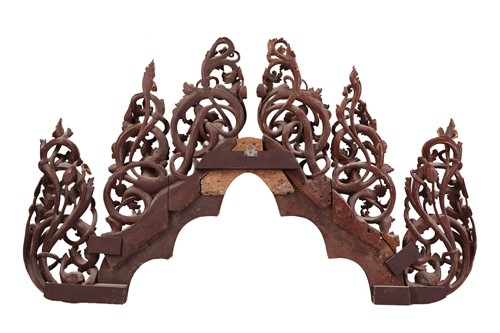 Lot 154 - A large Burmese carved giltwood and painted...