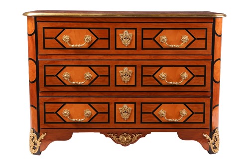 Lot 4 - A French marquetry commode, in the manner of...