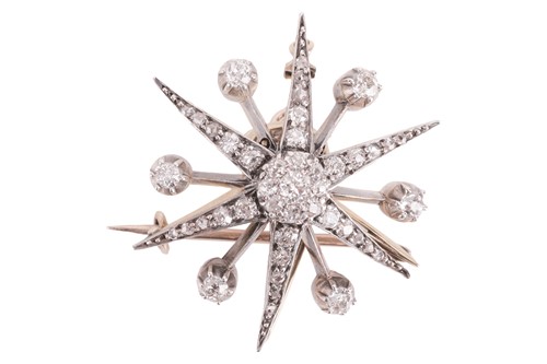 Lot A late 19th Century diamond brooch/pendant,...