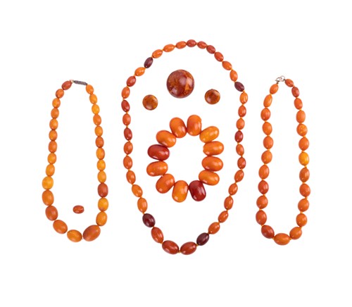 Lot 81 - A collection of amber jewellery, comprising of...