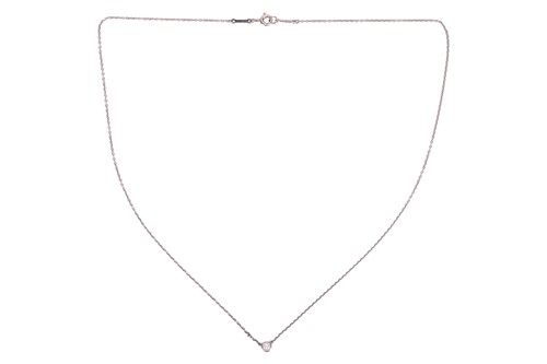 Lot Tiffany & Co. - A diamond single-stone pendant...