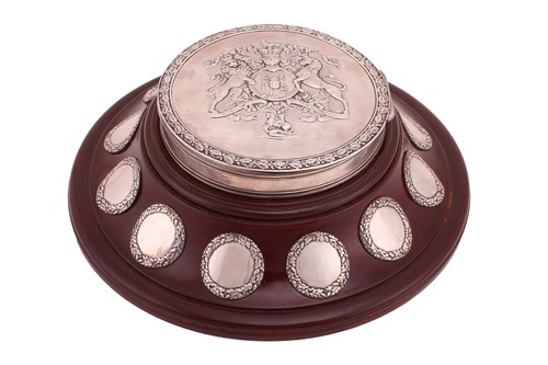 Lot A George IV silver seal box, London 1827 by...