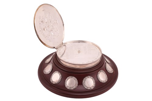 Lot A George IV silver seal box, London 1827 by...