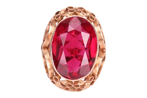 Lot 10 - A synthetic ruby cocktail ring, comprising a...