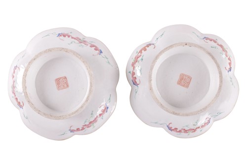 Lot 30 - A pair of famille rose 'Wu Shuang Pu'...
