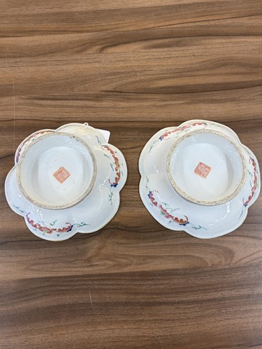 Lot 30 - A pair of famille rose 'Wu Shuang Pu'...