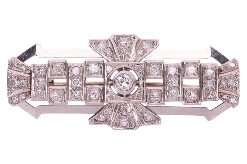 Lot 51 - A diamond set plaque brooch, of geometric...