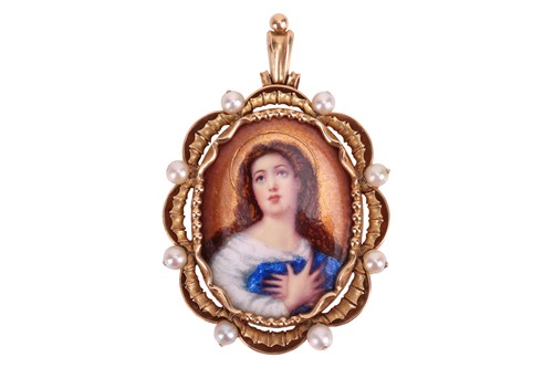 Lot 65 - A portrait pendant, the potrait depicting Mary...