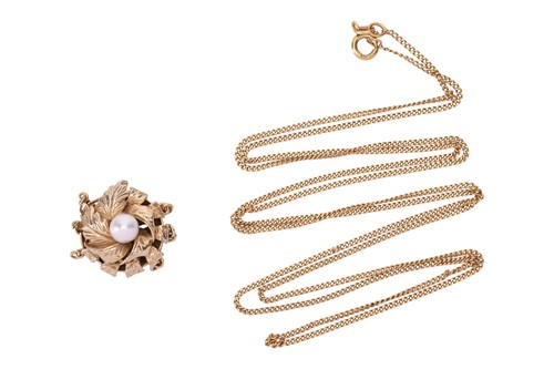 Lot 162 - An 18ct chain and 9ct clasp, the chain a flat...