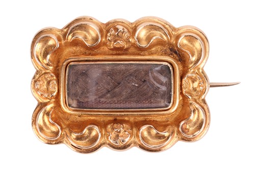 Lot 6 - An Early Victorian mourning fichu pin, of...