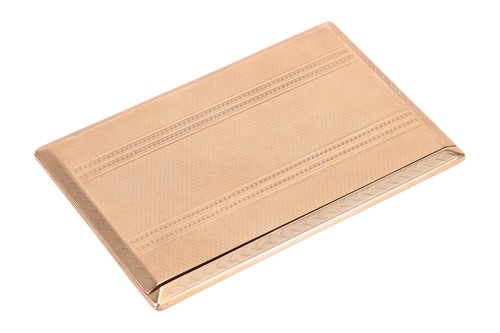 Lot 257 - A 9ct gold cigarette case, the case externally...