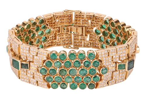 Lot 200 - An emerald and diamond bracelet, comprising...