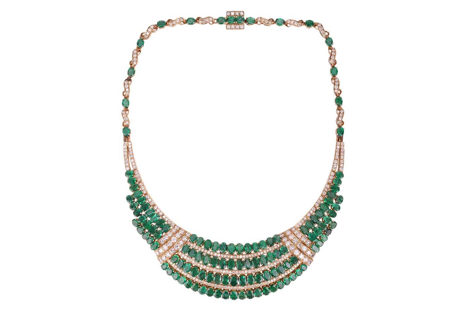 Lot 199 - An emerald and diamond collar necklace, the...