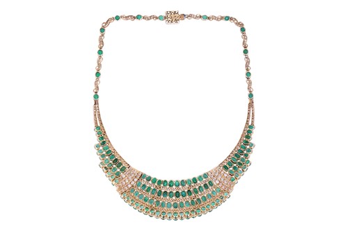 Lot 199 - An emerald and diamond collar necklace, the...