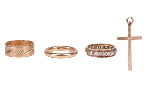 Lot 85 - A small group of jewellery, to include; a 9ct...