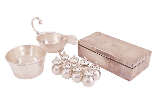 Lot 281 - A mixture of silver items, to include, a...