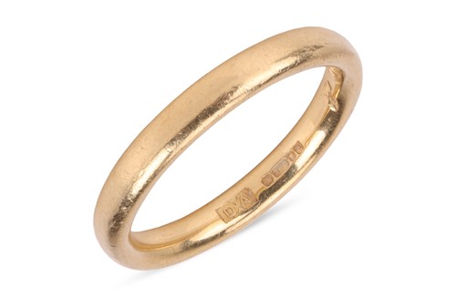 Lot 159 - An 18ct gold wedding band, court shaped, with...