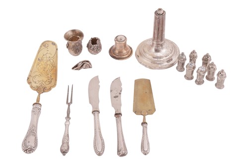 Lot 265 - A collection of white metal items, to include,...
