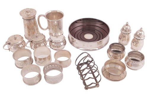 Lot 263 - An assorted lot of silver items, to include,...