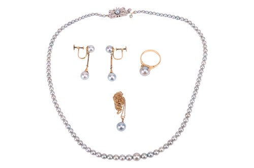Lot 69 - A group of cultured pearl jewellery; including...