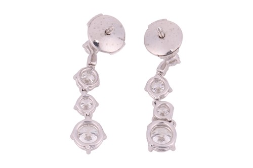 Lot 193 - De Beers - A pair of Arpeggia single line drop...